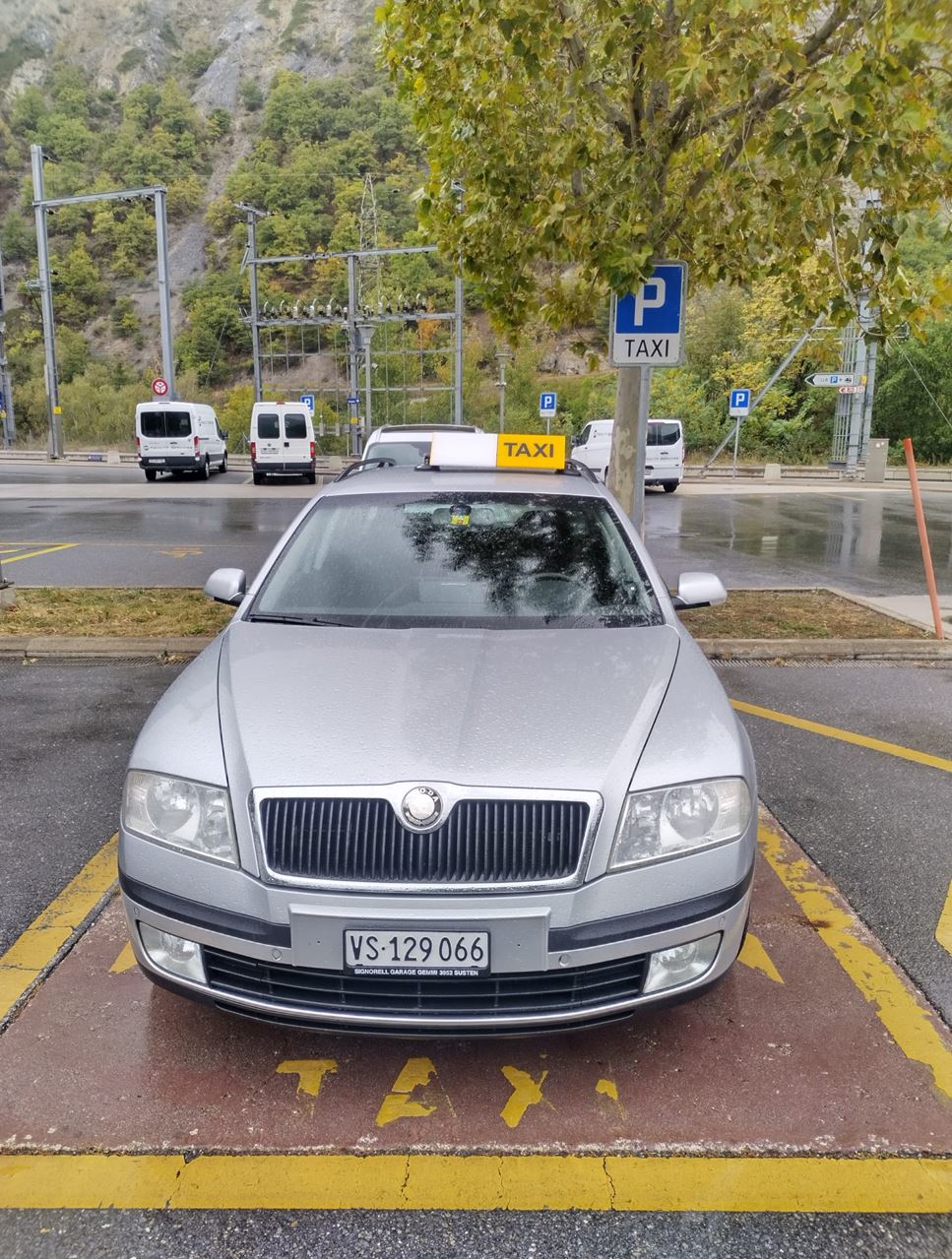 Taxi Dekumbis auf Abruf